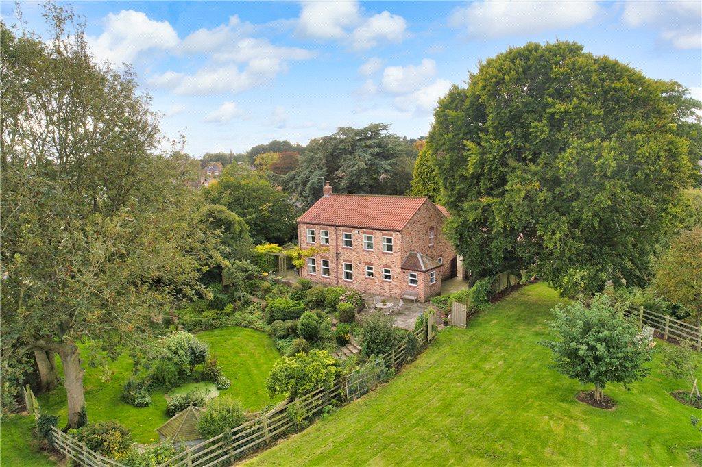 Little Studley Road, Ripon 4 bed detached house £850,000