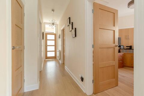 35 Strachan Road, Edinburgh, EH4 3RQ