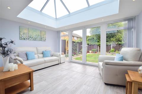 1 Bowers Avenue, Northfleet, Gravesend, DA11 8PB