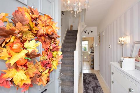 9 Beechfield Road, Erith, DA8 3BB