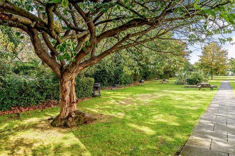 130 Ealing Village, London, W5 2EB