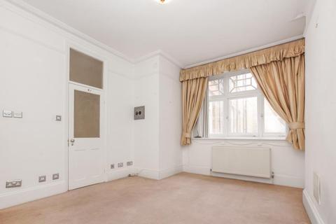 Flat 30, Abingdon Court Abingdon Villas, London, W8 6BT
