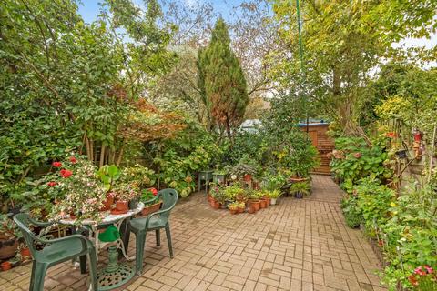 64 Windermere Road, London, SW16 5HG