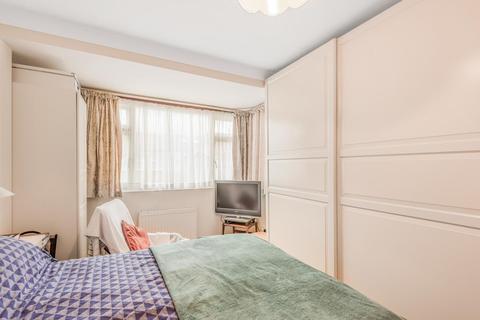 64 Windermere Road, London, SW16 5HG