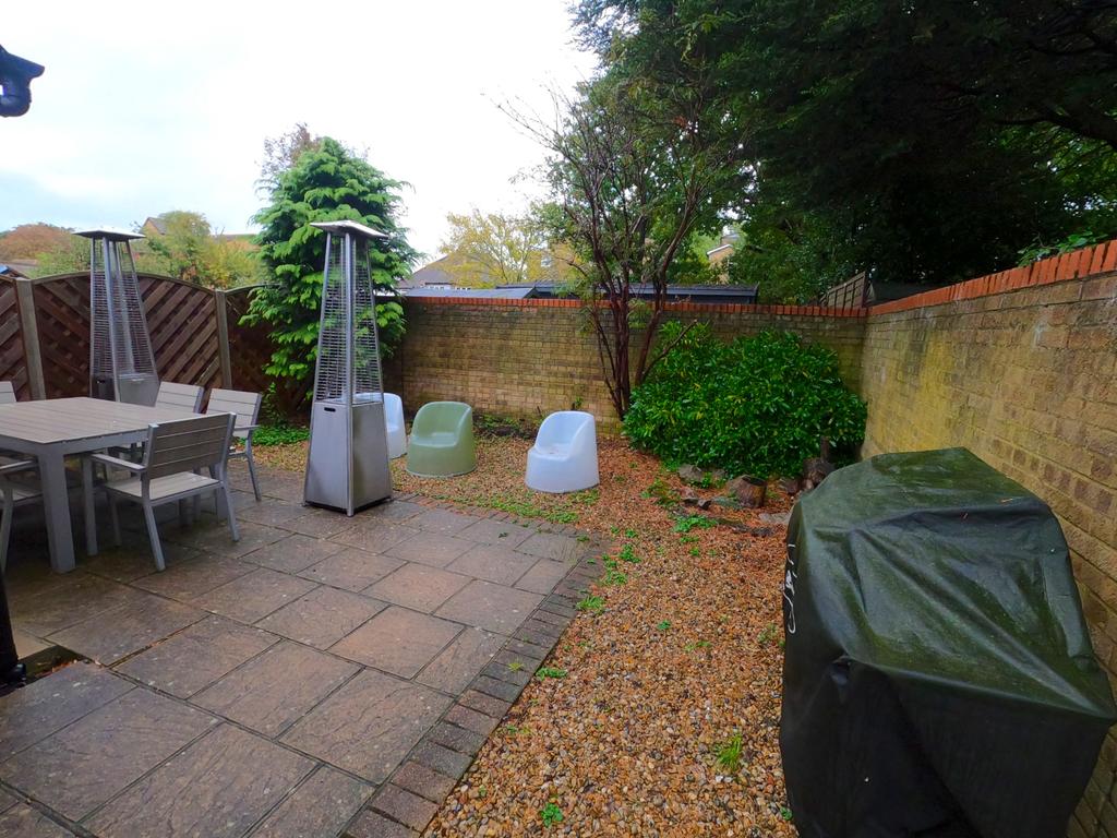 Ancaster Mews, Beckenham 1 bed property £315,000