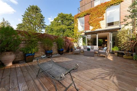 16 Gilmour Road, Cambridge, CB2 8DX