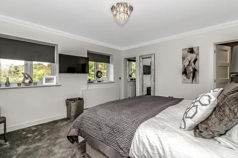 26 Howard Crescent, Seer Green, Beaconsfield, HP9 2XP