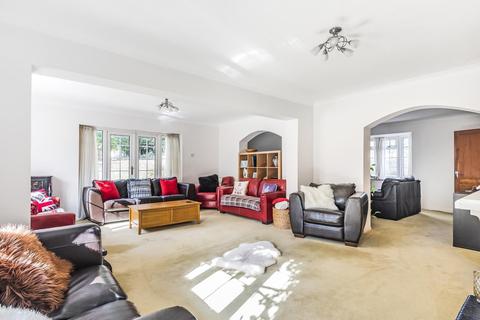 Elm Cottage Calcot Park, Calcot, Reading, RG31 7RN