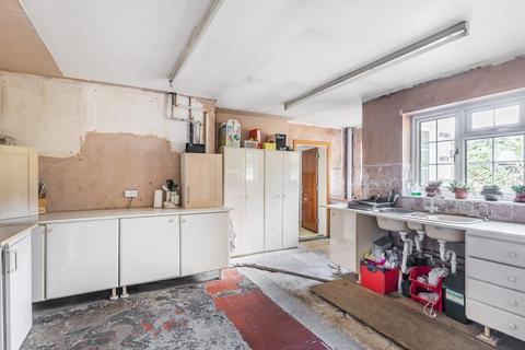 Elm Cottage Calcot Park, Calcot, Reading, RG31 7RN