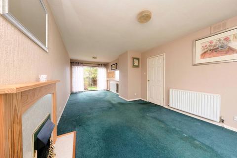 118 Buckstone Road, Edinburgh, EH10 6UT