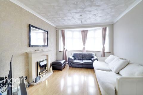 9 Bedwell Gardens, Hayes, UB3 4EA