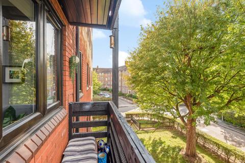 55 Tithe Barn Close, Kingston Upon Thames, KT2 6RZ