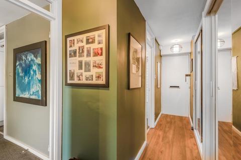 55 Tithe Barn Close, Kingston Upon Thames, KT2 6RZ