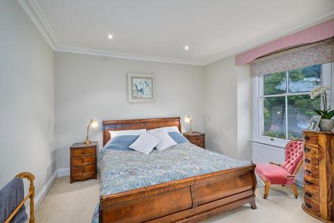 10 Goldney Road, Bristol, BS8 4RB