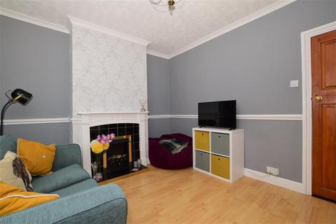 13 Castle Street, Wouldham, Rochester, ME1 3UX