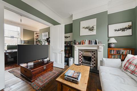 31 Ravensdon Street, London, SE11 4AQ