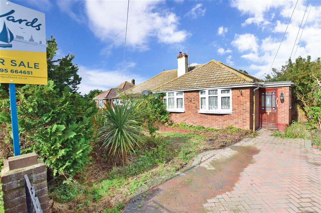 Coronation Drive, Bayview, Sheerness... 2 bed semidetached bungalow