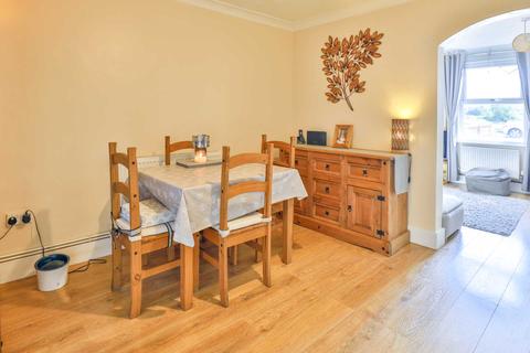 7 Avenue Terrace, Stonehouse, GL10 3RE