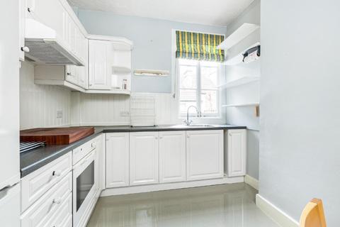 191a Replingham Road, London, SW18 5LY