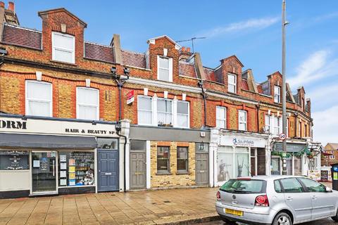 191a Replingham Road, London, SW18 5LY