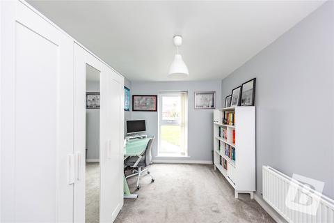29 Blake Avenue, Basildon, SS14 2FR