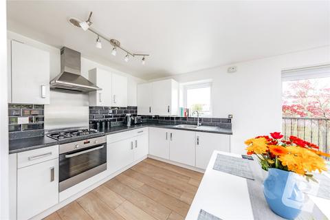 29 Blake Avenue, Basildon, SS14 2FR