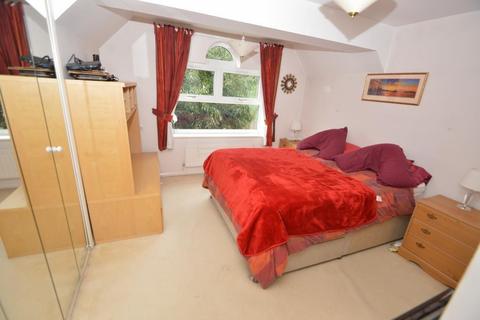 24 Southwold Spur, Slough, SL3 8XX