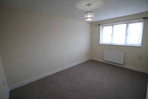 18 Percy Road, London, E16 4RB