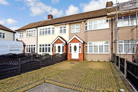17 Pentire Close, Upminster, RM14 1QJ