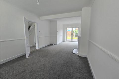3 bedroom semi-detached house to rent, Barnsite Close, Rustington, West Sussex