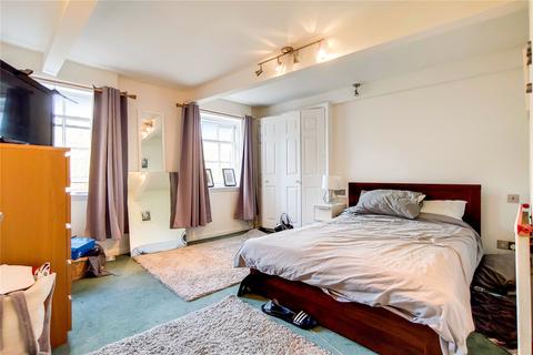 Flat 5, 7 Clapton Terrace, London, E5 9BW