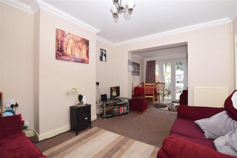 14 Catherine Way, Broadstairs, CT10 1BW