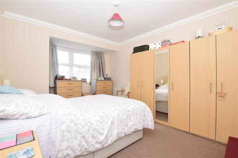 14 Catherine Way, Broadstairs, CT10 1BW