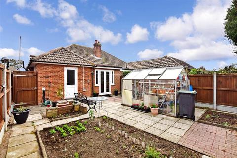14 Catherine Way, Broadstairs, CT10 1BW