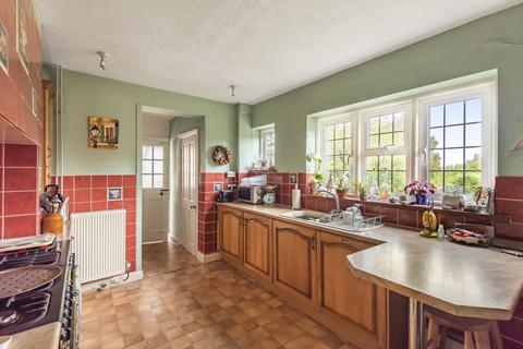 4 Scillonian Road, Guildford, GU2 7PG