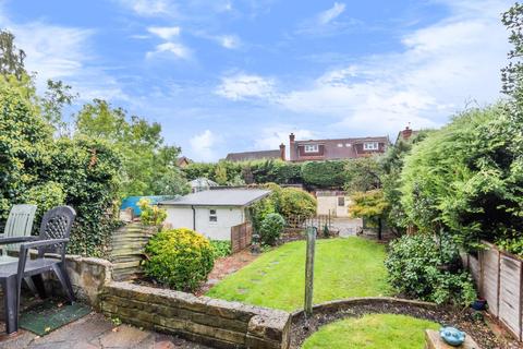 8 Addington Road, West Wickham, BR4 9BS