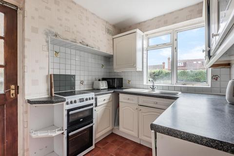 8 Addington Road, West Wickham, BR4 9BS