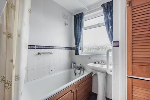 8 Addington Road, West Wickham, BR4 9BS