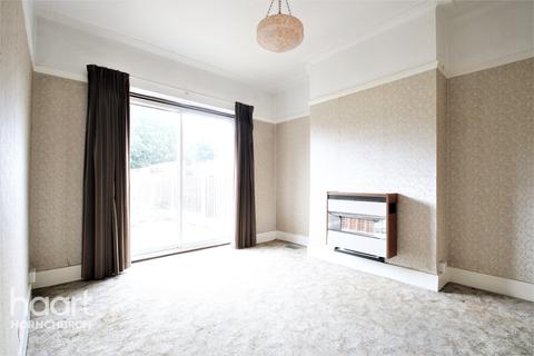 35 Rainsford Way, Hornchurch, RM12 4BJ
