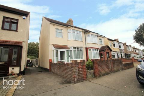 35 Rainsford Way, Hornchurch, RM12 4BJ
