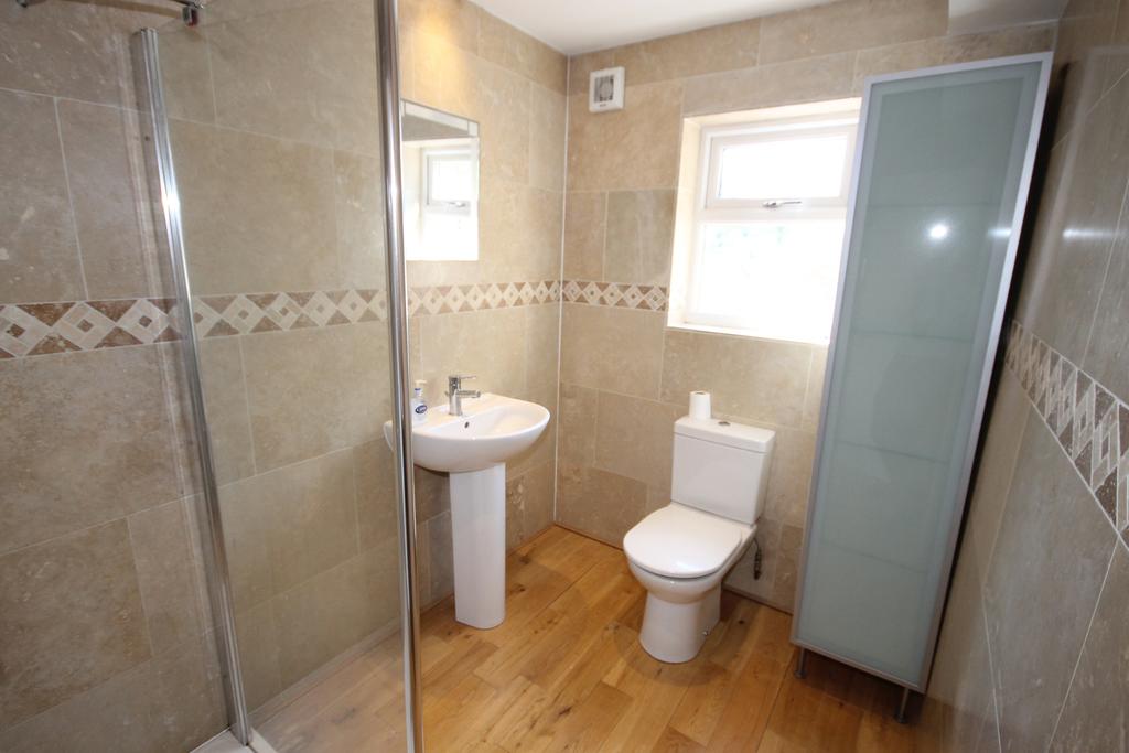 Ensuite Shower Room