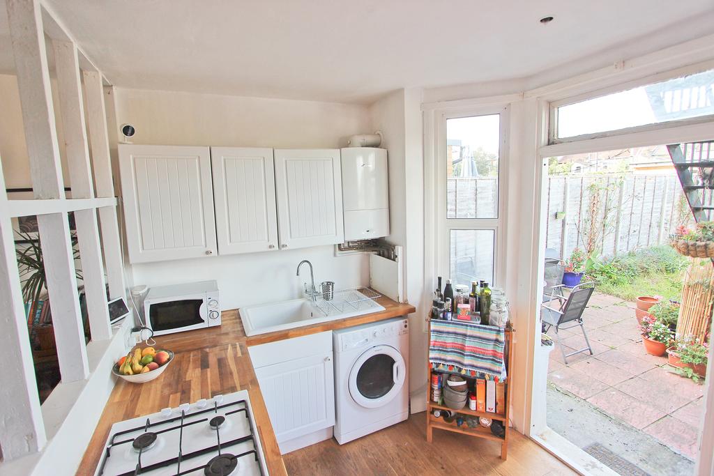 Fitted Kitchen