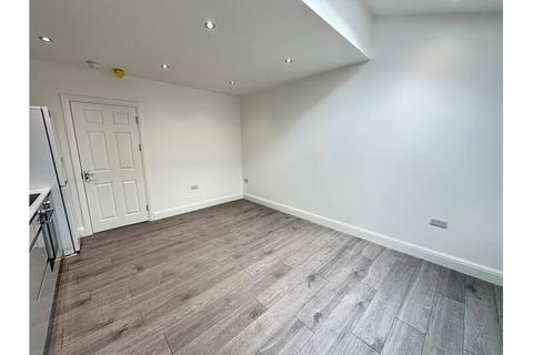 Studio to rent, Buchanan Gardens, Kensal Rise / Kensal Green NW10
