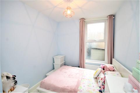 Flat 1, 16 Cavendish Road, Croydon, CR0 3LB