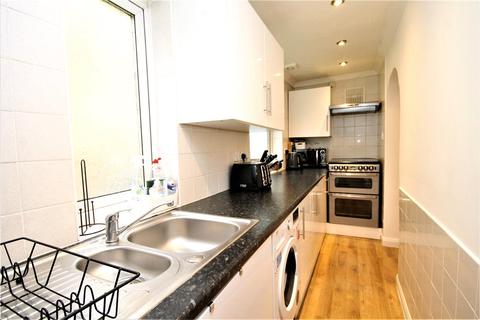 Flat 1, 16 Cavendish Road, Croydon, CR0 3LB