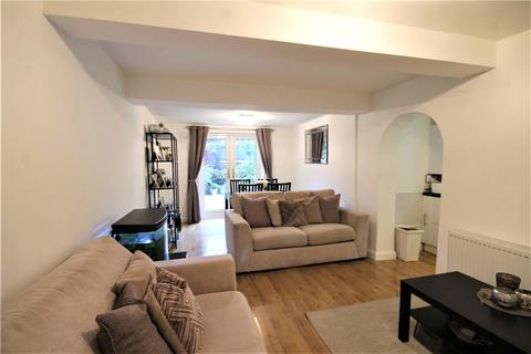 Flat 1, 16 Cavendish Road, Croydon, CR0 3LB