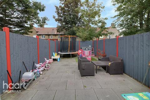 129 Armstead Walk, Dagenham, RM10 9PD