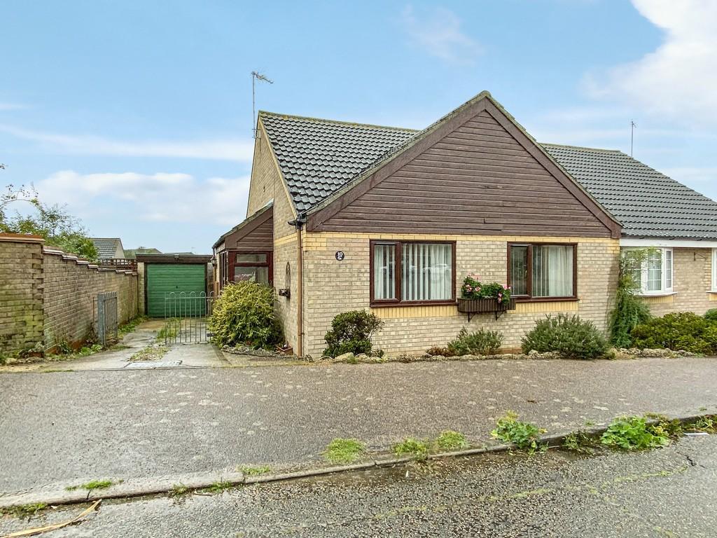 St. Drive, Beccles 2 bed semidetached bungalow for sale £220,000
