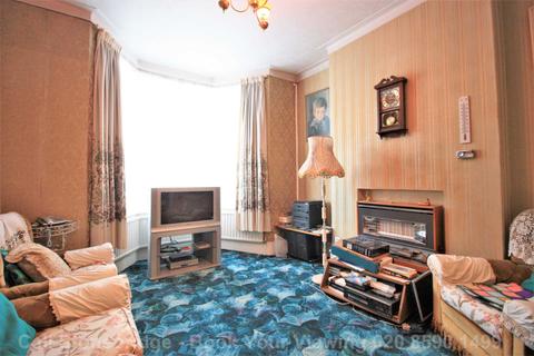 77 Second Avenue, London, E12 6EN
