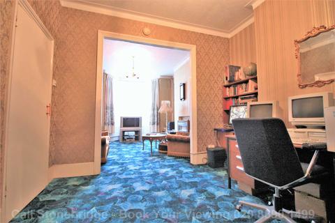 77 Second Avenue, London, E12 6EN